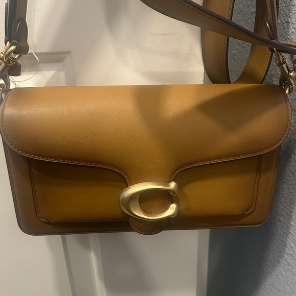 Coach Tabby 26 Tan/BRN Leather Shoulder Bag - Picture 3 of 13